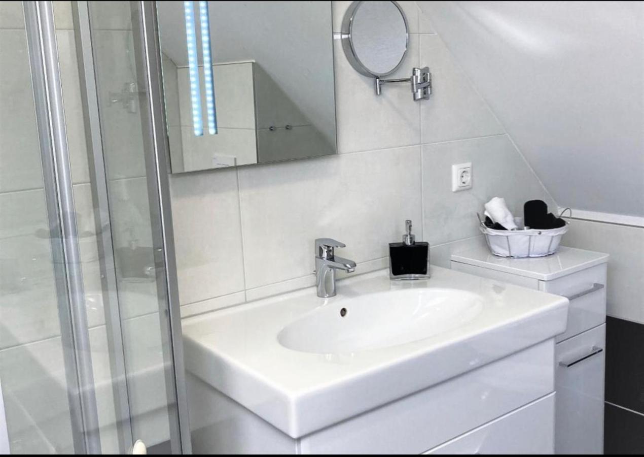 Haus Hotel & Pension Am Birnengarten Magdeburg Eksteriør bilde